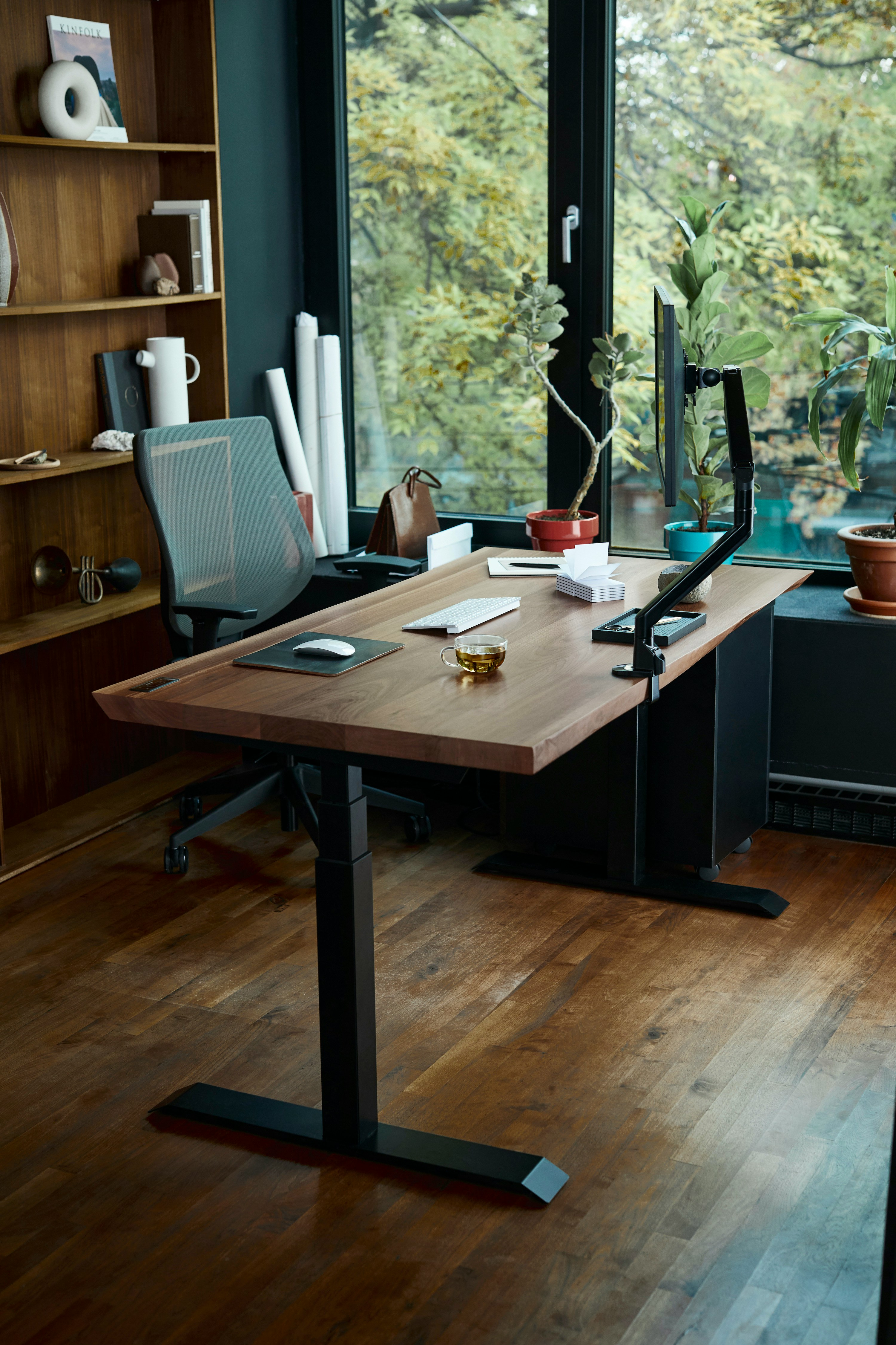 Minimalist and ergonomic engineering workstation